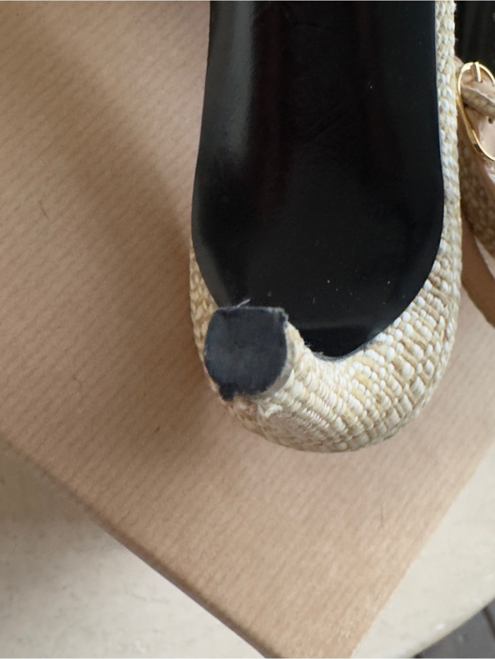 Dolce & Gabbana Textured Beige Heels with Gold Logo - Picture 5 of 7